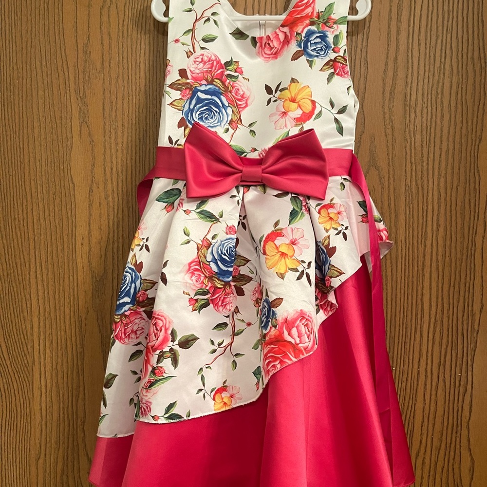 Little girls size 6 formal dress silky